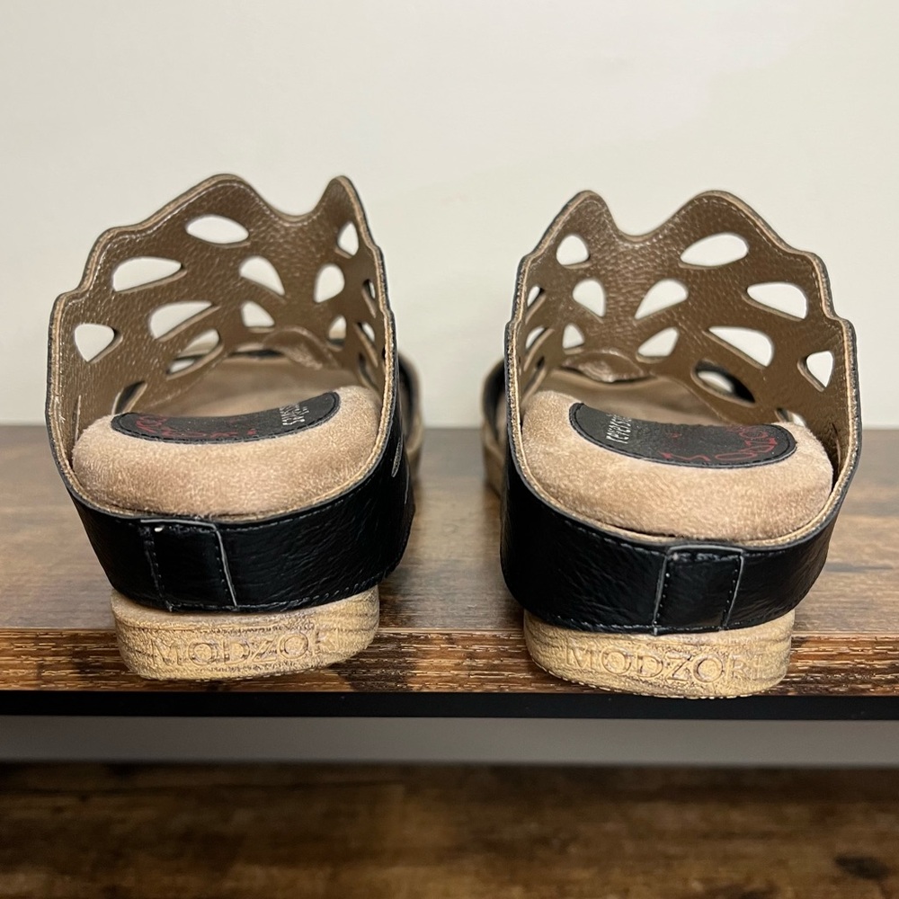 Modzori‎ Reversibles Celesta Wedge Sandal metallic copper black cutout women's 7 - Picture 9 of 10
